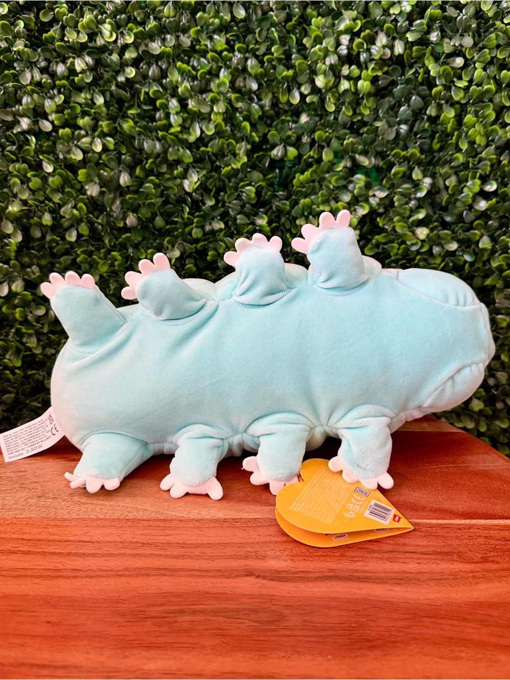 Zuru Hug-A-Lumps Sage the Sea Bear Weighted Plush - Picture 5 of 6